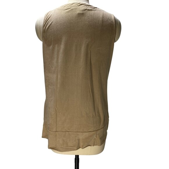 Sleeveless Suede‎ Lace-Up Top With Grommet Detail - Picture 5 of 10